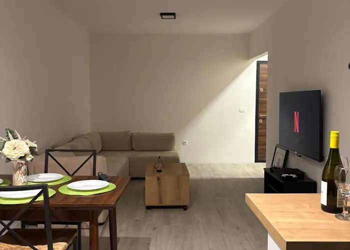 Karposh Garden Apartment